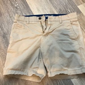 Crown and Ivy mens khaki shorts size 30 7-inch inseam